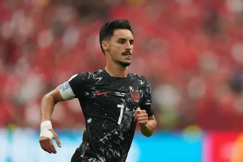 بعد 20 عامًا.. نجم كندا يعادل إنجاز بيرلو في كأس العالم